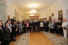 Mədəniyyət naziri Milli Azərbaycan Ədəbiyyatı Muzeyinin kollektivi ilə görüşüb (FOTO)