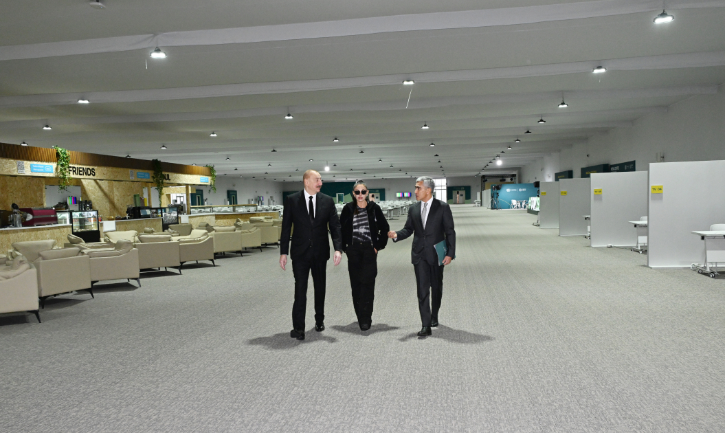 Prezident İlham Əliyev və Birinci xanım Mehriban Əliyeva Bakı Olimpiya Stadionunun ərazisində COP29-la bağlı yaradılan şəraitlə tanış olublar (FOTO/VİDEO) (YENİLƏNİB)