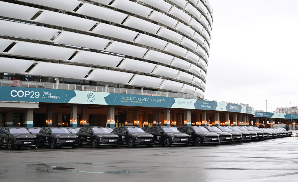 Prezident İlham Əliyev və Birinci xanım Mehriban Əliyeva Bakı Olimpiya Stadionunun ərazisində COP29-la bağlı yaradılan şəraitlə tanış olublar (FOTO/VİDEO) (YENİLƏNİB)