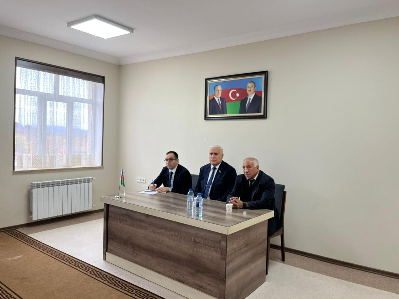 Deputat Vüqar Rəhimzadənin seçiciləri ilə növbəti görüşü olub (FOTO)