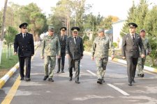 Hərbi prokuror Müdafiə Nazirliyinin hərbi qulluqçuları ilə görüşüb (FOTO)