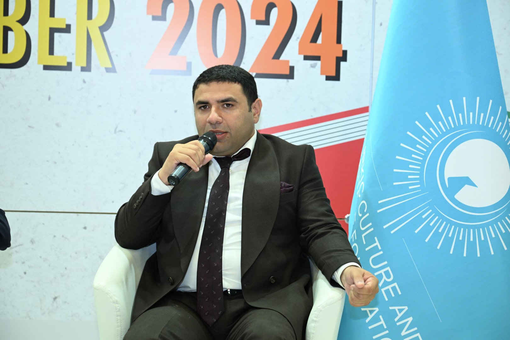Türk Mədəniyyəti və İrsi Fondu "Səninləyik, Türkiyə" kitabının təqdimatını keçirib (FOTO)
