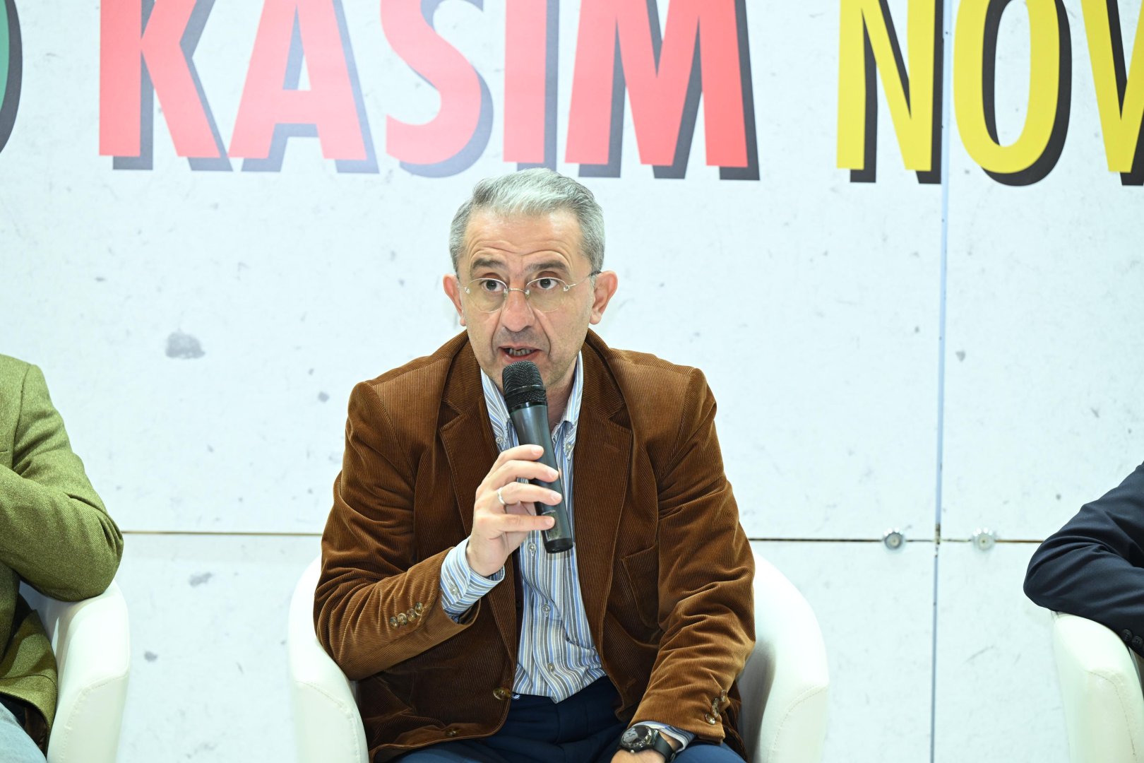 Türk Mədəniyyəti və İrsi Fondu "Səninləyik, Türkiyə" kitabının təqdimatını keçirib (FOTO)