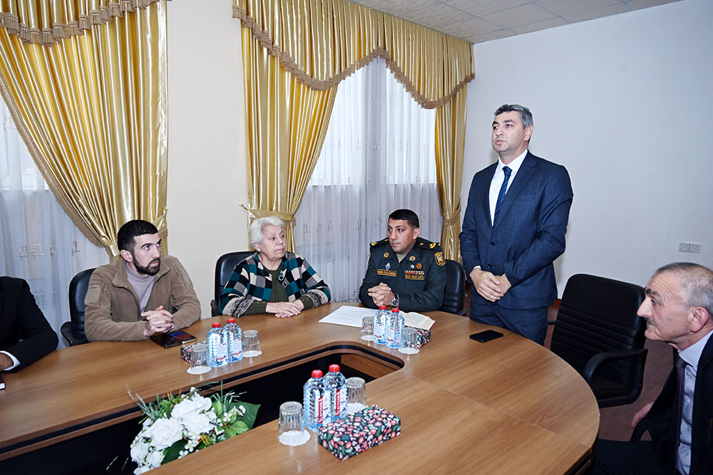 Zəfər günü ərəfəsində bir sıra QHT rəhbərləri ilə görüş keçirilib (FOTO)