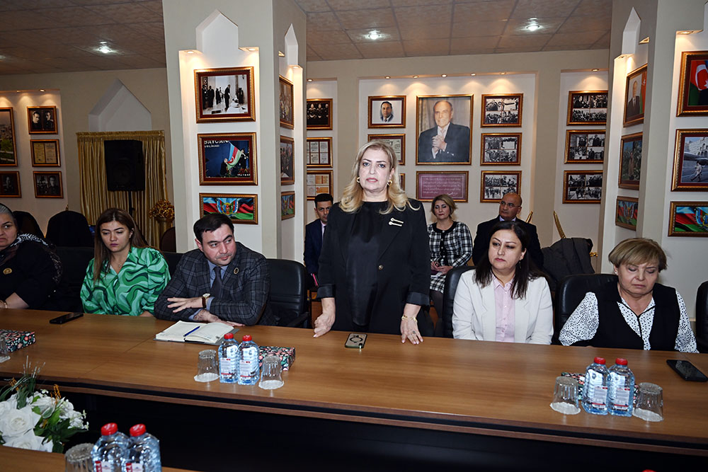 Zəfər günü ərəfəsində bir sıra QHT rəhbərləri ilə görüş keçirilib (FOTO)