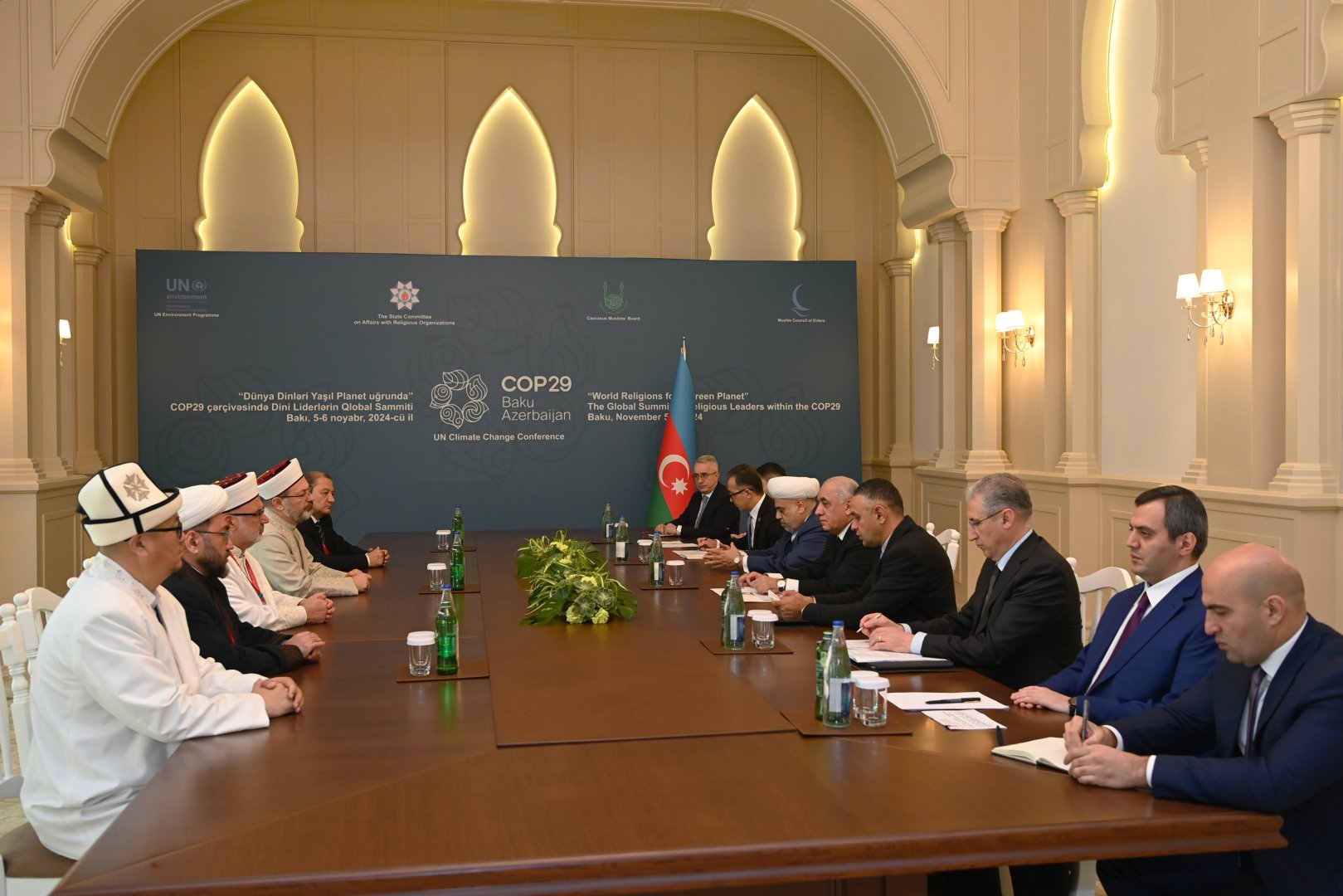Əli Əsədov Dini Liderlərin Qlobal Sammitinin iştirakçıları ilə görüşlər keçirib (FOTO)