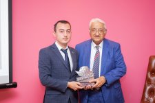 Milli Aviasiya Akademiyasının rektoru, akademik Arif Paşayevin sədrliyi ilə Elmi şuranın iclası keçirilib (FOTO)