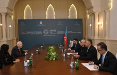 Əli Əsədov Dini Liderlərin Qlobal Sammitinin iştirakçıları ilə görüşlər keçirib (FOTO)