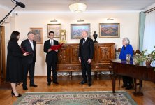 Bişkekdə Prezident İlham Əliyevə “Çingiz Aytmatov” ordeni təqdim edilib (FOTO/VİDEO) (YENİLƏNİB-2)