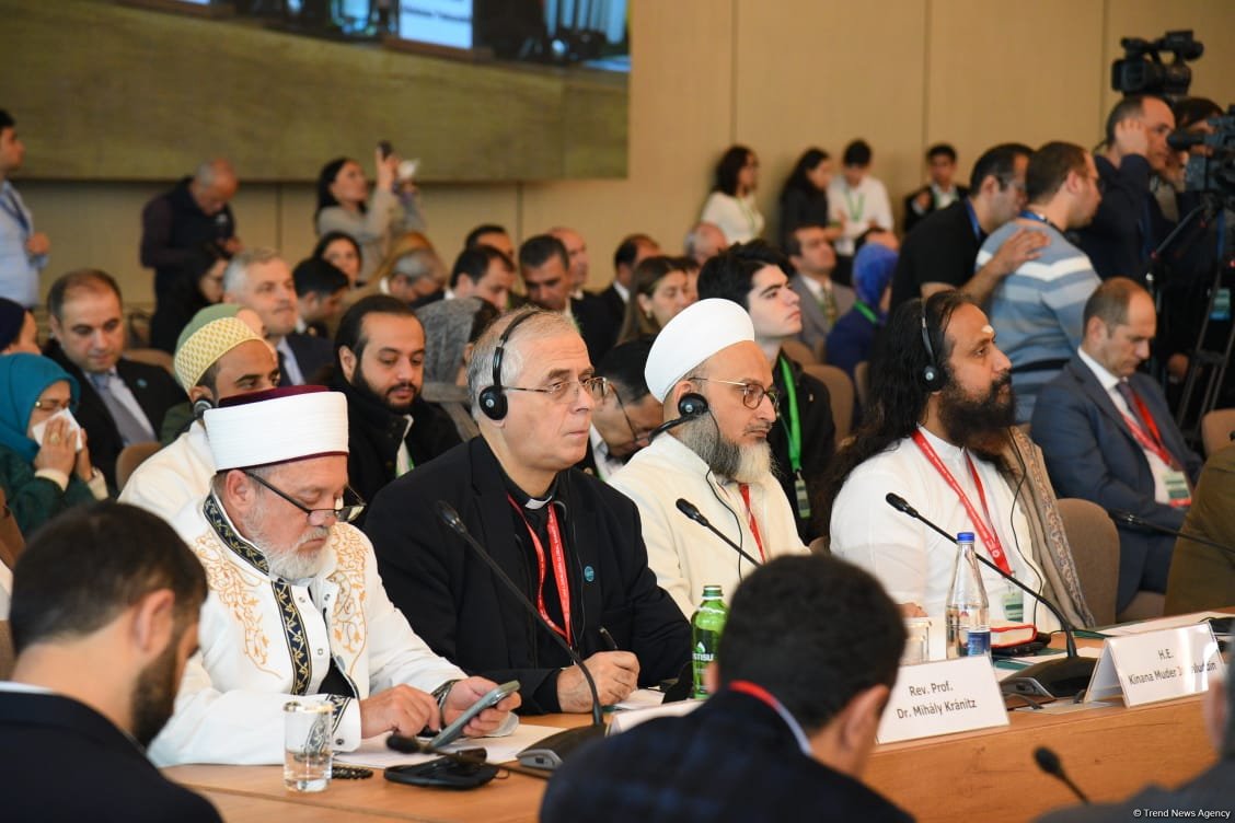 Dini Liderlərin Qlobal Bakı Sammitinin ilk iş günü başa çatıb (FOTO) (ƏLAVƏ OLUNUB)