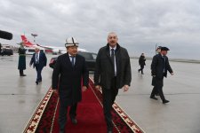Prezident İlham Əliyevin Qırğızıstana səfəri başa çatıb (FOTO)