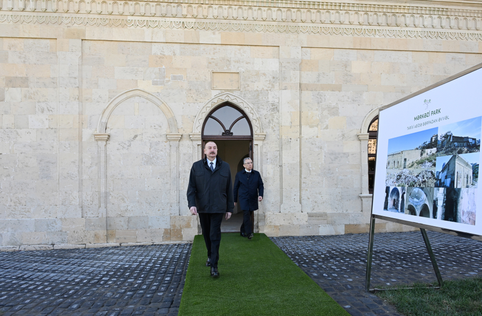 Prezident İlham Əliyev Bakıda Mərkəzi Parkın üçüncü hissəsinin açılışında iştirak edib (FOTO/VİDEO) (YENİLƏNİB)