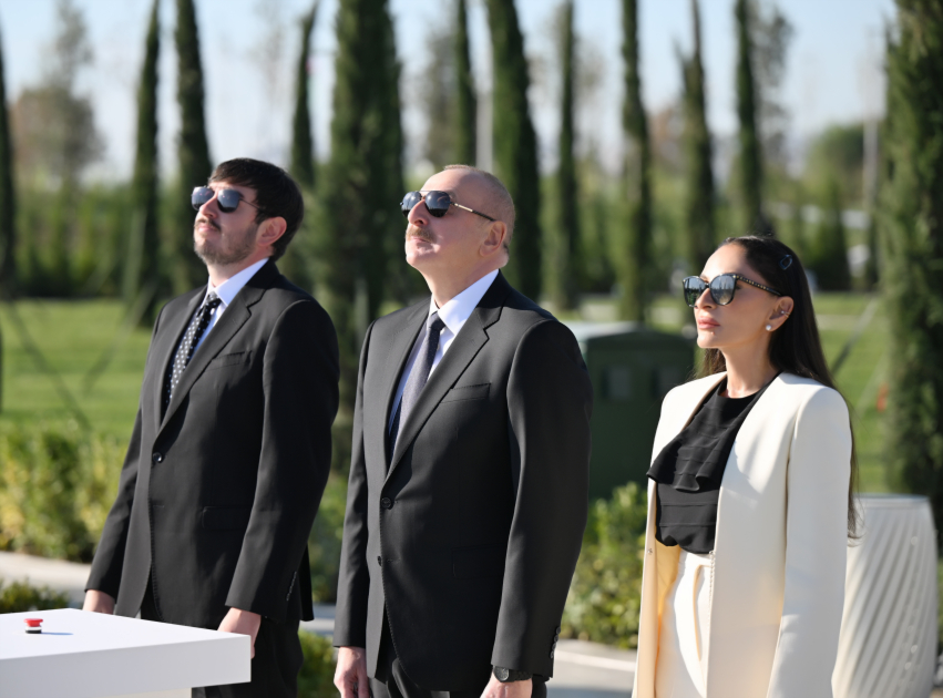 Prezident İlham Əliyev və Birinci xanım Mehriban Əliyeva Bakıda Zəfər parkının açılışında iştirak ediblər (YENİLƏNİB-2) (FOTO/VİDEO)