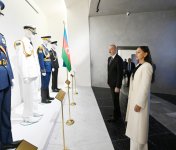Prezident İlham Əliyev Bakıda Dövlət Bayrağı Meydanında olub, Azərbaycanın üçrəngli Bayrağını ucaldıb (FOTO/VİDEO) (YENİLƏNİB)