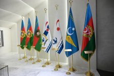 Prezident İlham Əliyev Bakıda Dövlət Bayrağı Meydanında olub, Azərbaycanın üçrəngli Bayrağını ucaldıb (FOTO/VİDEO) (YENİLƏNİB)