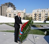 Prezident İlham Əliyev və Birinci xanım Mehriban Əliyeva Bakıda Zəfər parkının açılışında iştirak ediblər (YENİLƏNİB-2) (FOTO/VİDEO)