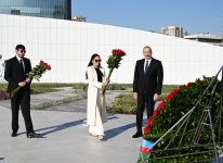 Prezident İlham Əliyev və Birinci xanım Mehriban Əliyeva Bakıda Zəfər parkının açılışında iştirak ediblər (YENİLƏNİB-2) (FOTO/VİDEO)