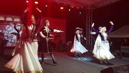 Şuşada Zəfər Günü ilə bağlı konsert və atəşfəşanlıq təşkil edilib (FOTO/VİDEO)