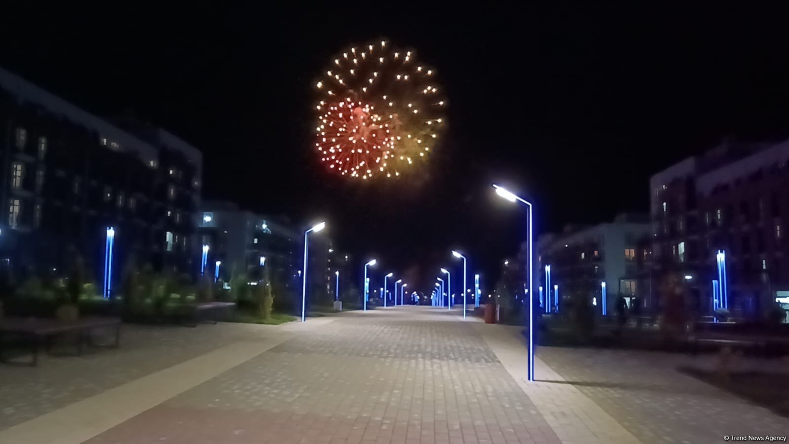 Füzulidə bayram atəşfəşanlığı olub (FOTO)