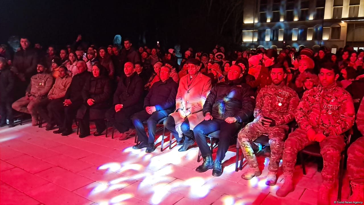 Şuşada Zəfər Günü ilə bağlı konsert və atəşfəşanlıq təşkil edilib (FOTO/VİDEO)