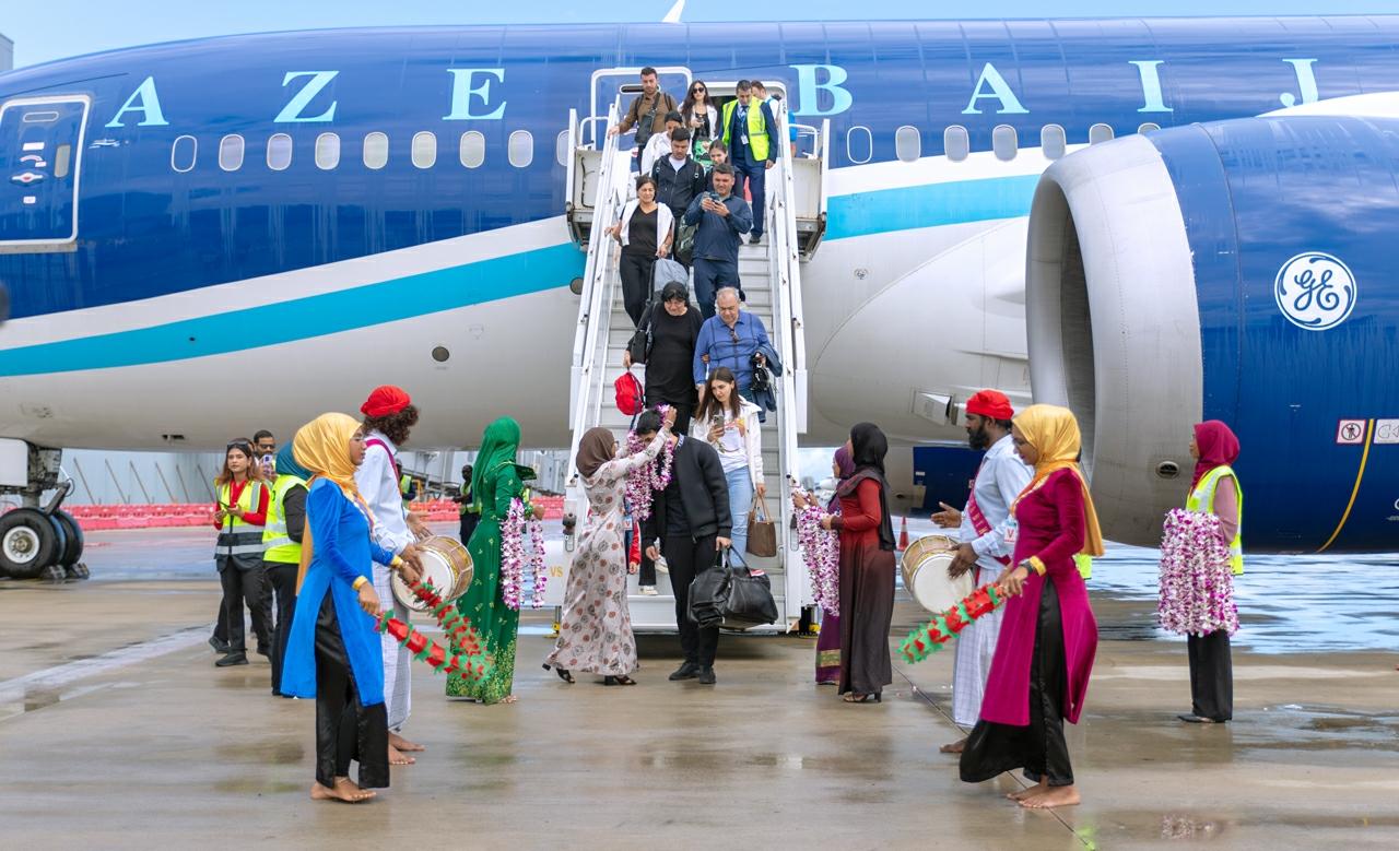 AZAL Bakıdan Maldiv adalarına ilk uçuşunu həyata keçirib (FOTO)
