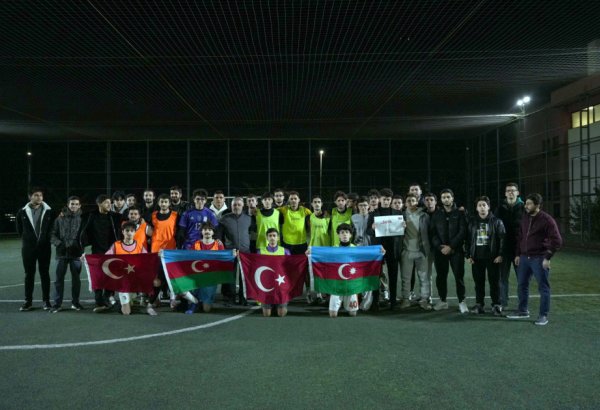 İstanbulda azərbaycanlı tələbələr arasında keçirilən futbol turniri başa çatıb