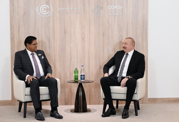 Prezident İlham Əliyev Surinam Prezidenti ilə görüşüb (FOTO/VİDEO) (YENİLƏNİB)