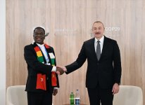 Prezident İlham Əliyev Zimbabve Prezidenti ilə görüşüb (FOTO/VİDEO) (YENİLƏNİB)