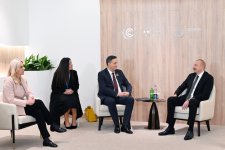 Prezident İlham Əliyev Bosniya və Herseqovinanın Rəyasət Heyətinin Sədri və üzvü ilə görüşüb (FOTO/VİDEO) (YENİLƏNİB)