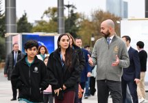 Heydər Əliyev Fondunun vitse-prezidenti Leyla Əliyeva və Bakı Media Mərkəzinin rəhbəri Arzu Əliyeva Dəniz Növlərinin Beynəlxalq Müdafiəsi layihəsinin təqdimatında iştirak ediblər (FOTO)