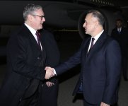 Birləşmiş Krallığın Baş naziri Azərbaycana səfərə gəlib (FOTO)