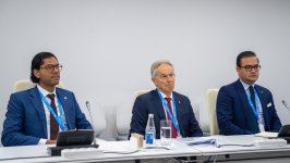 Muxtar Babayev Toni Bler ilə iqlim dəyişikliyi ilə mübarizəni müzakirə ediblər (FOTO)