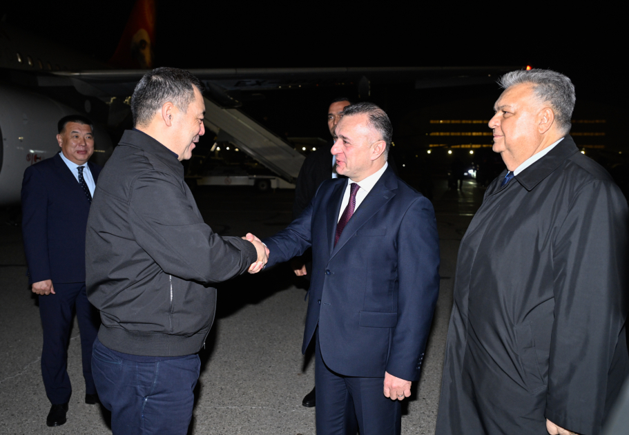 Qırğız Respublikasının Prezidenti COP29-da iştirak etmək üçün Azərbaycana gəlib (FOTO)