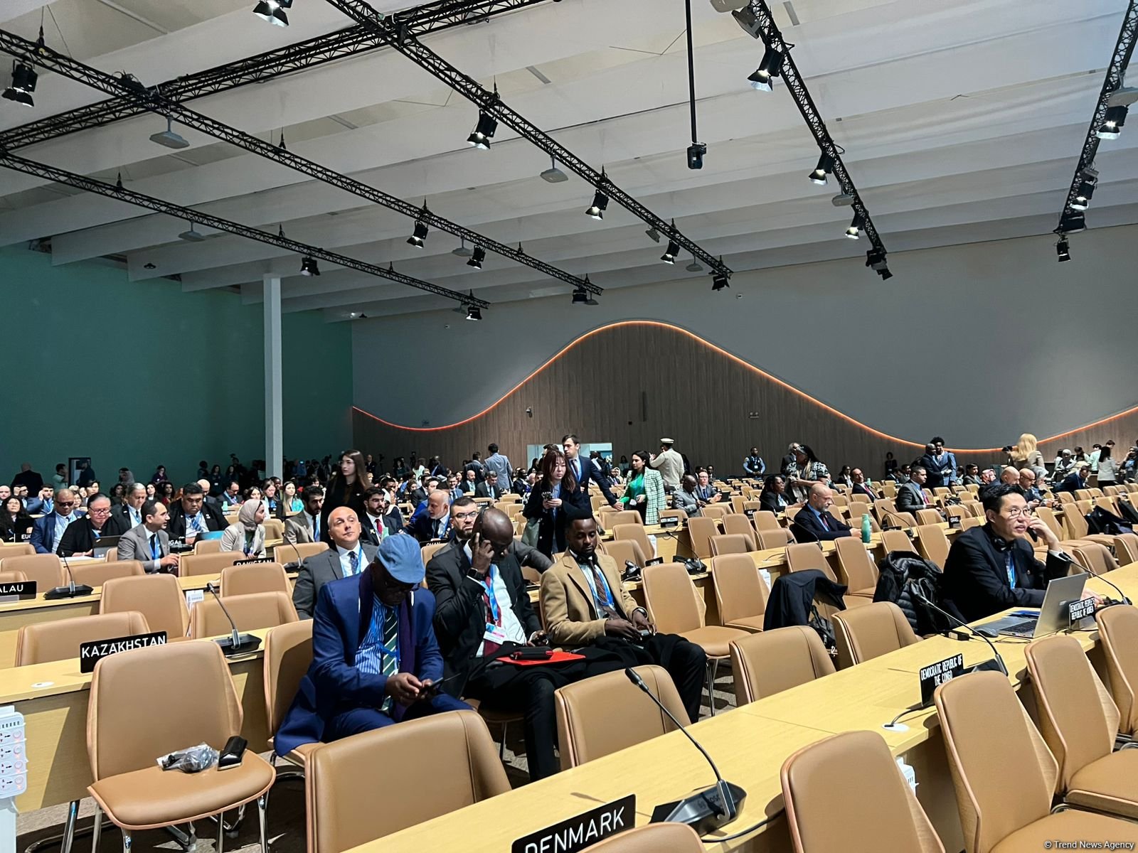 Bakı Olimpiya Stadionunda COP29 Konfransının rəsmi açılış mərasimi keçirilib, sədrlik Azərbaycana verilib (FOTO/VİDEO)