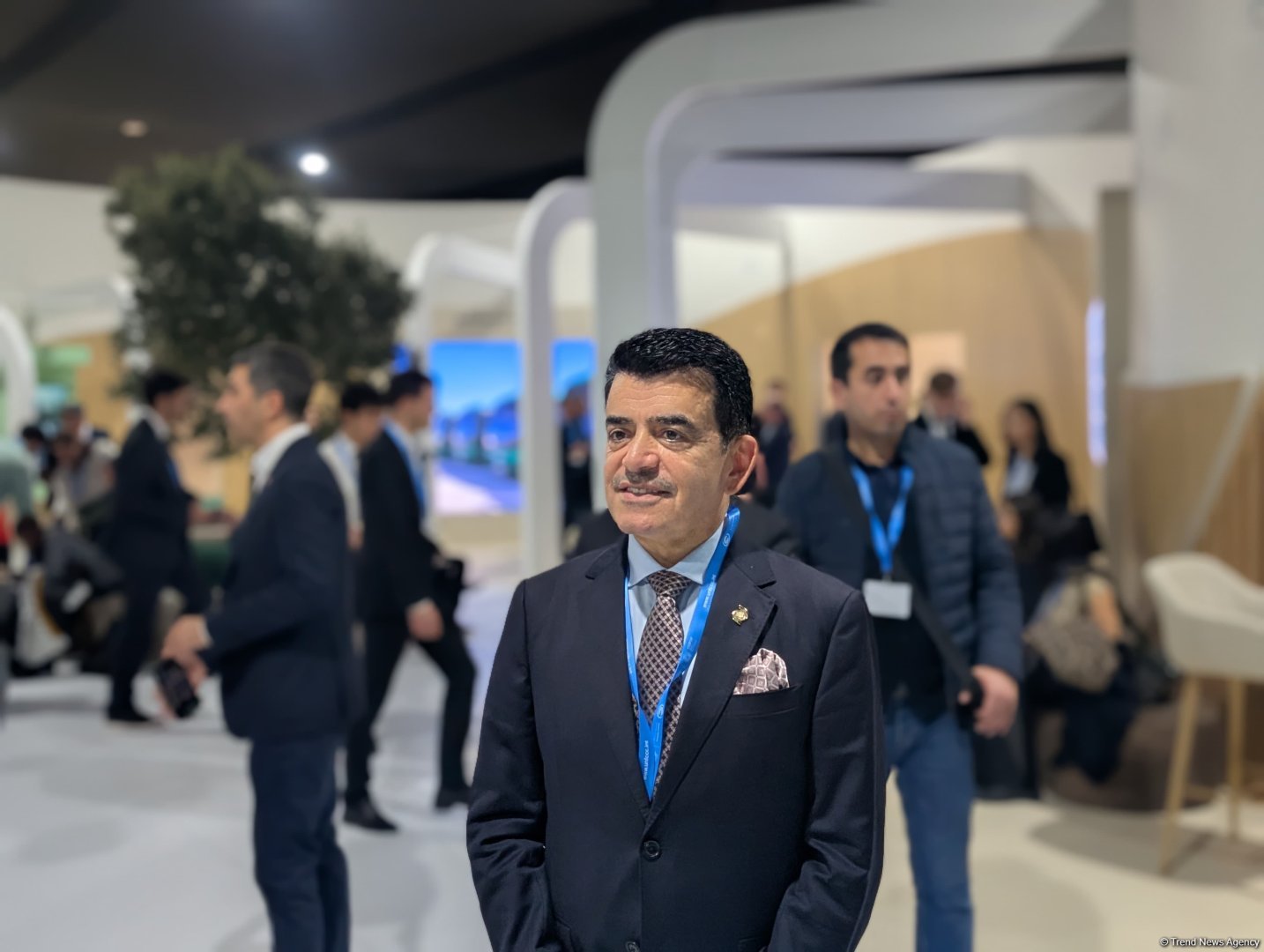 İSESCO-nun baş direktoru COP29-da Azərbaycan pavilyonu ilə tanış olub (FOTO)