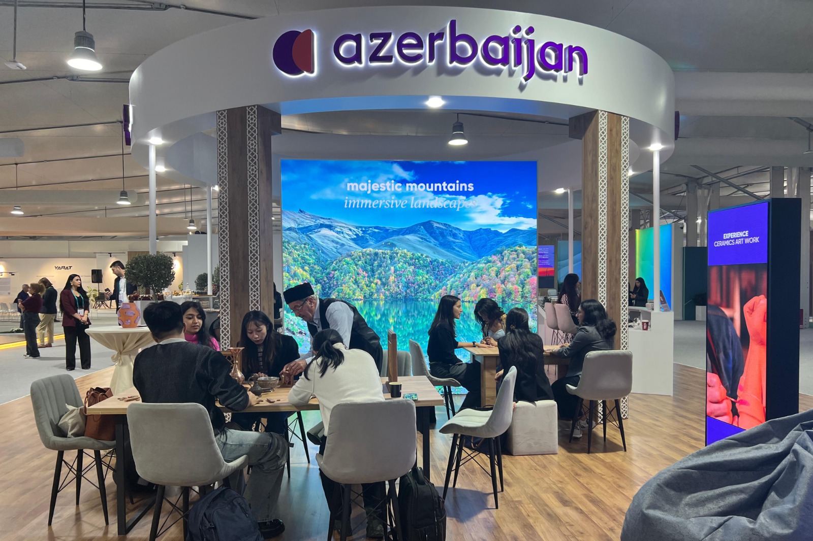COP29-da Azərbaycanın turizm imkanları milli stendlə nümayiş etdirilir (FOTO)