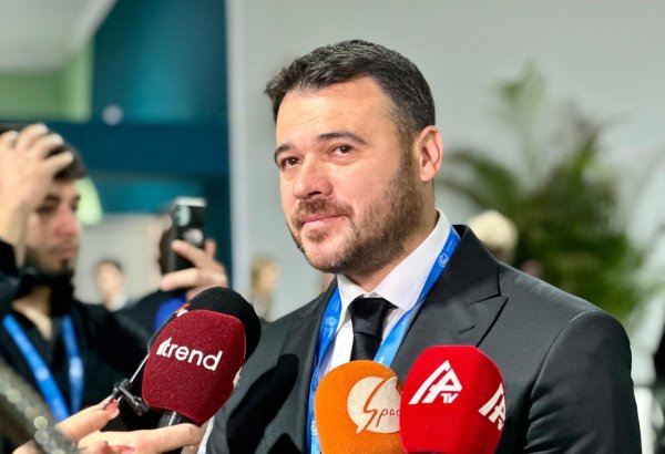 Emin Ağalarov Bakıda kazino açılması ilə bağlı tənqidlərə münasibət bildirib