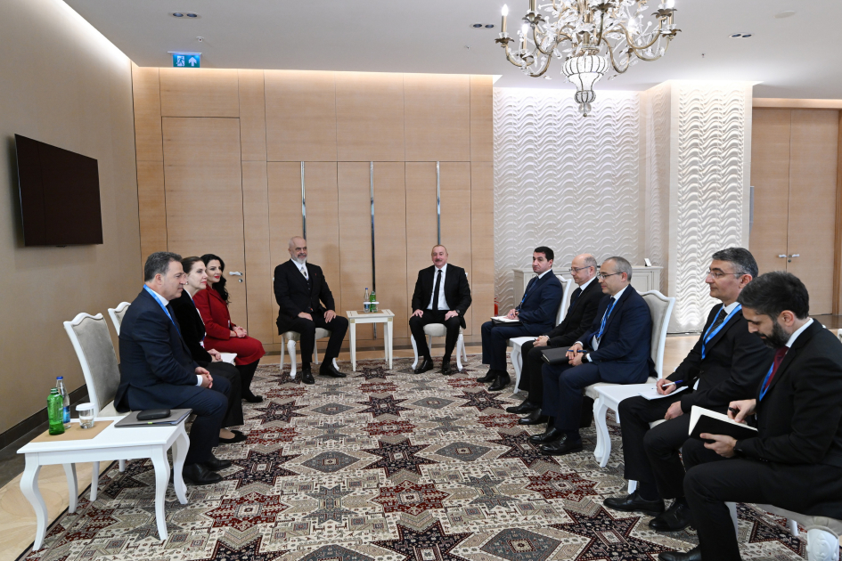 Prezident İlham Əliyev Albaniyanın Baş naziri ilə görüşüb (FOTO/VİDEO) (YENİLƏNİB)