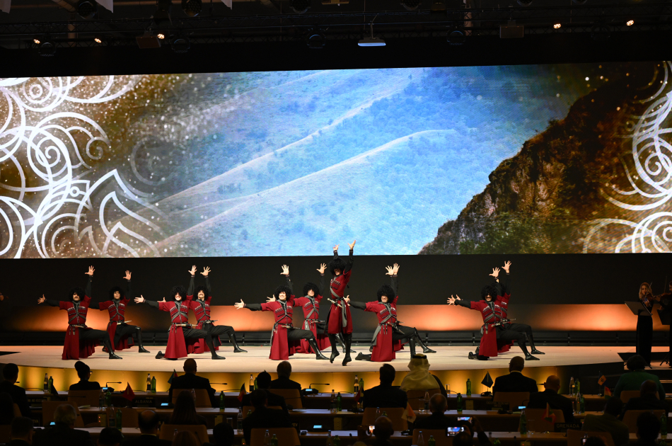 Bakıda COP29-un Liderlər Sammitinin açılış mərasimi keçirilib, Prezident İlham Əliyev çıxış edib (FOTO/VİDEO) (YENİLƏNİB-6)