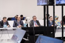 COP29 çərçivəsində “Karbonsuzlaşdırma, qida sistemlərinin uyğunlaşdırılması və təbiətin bərpası 1.5°C yolunda” mövzusunda müzakirələr aparılıb (FOTO)