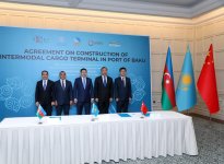 Azərbaycan, Qazaxıstan və Çin Bakı Limanında yeni İntermodal Yük Terminalının inşası üçün birgə müəssisə yaradıb (FOTO)
