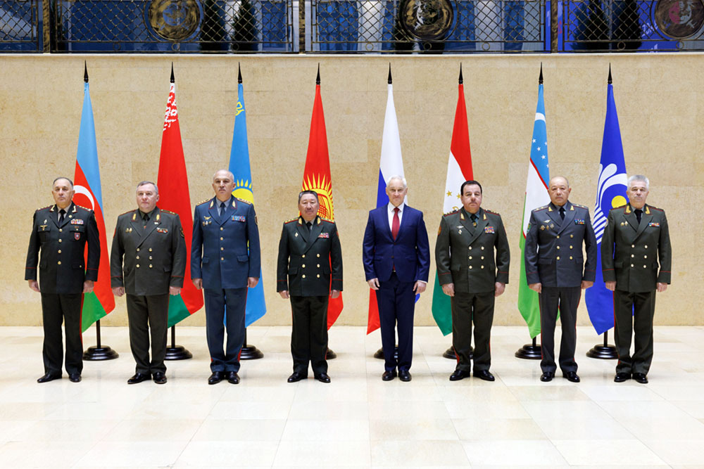 Azərbaycan Ordusunun Baş Qərargah rəisi MDB Müdafiə Nazirləri Şurasının növbəti iclasında iştirak edib (FOTO)