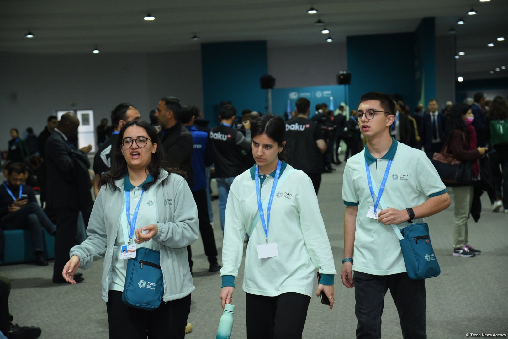 Bakıda keçirilən COP29-un ikinci günündən FOTOSESSİYA
