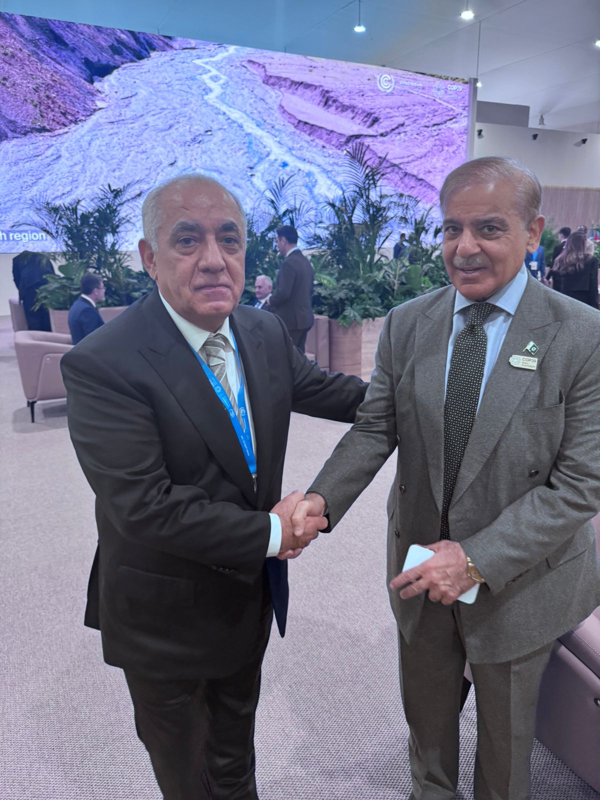 Baş nazir Əli Əsədov COP29 Liderlər Sammitinin açılış mərasimi çərçivəsində bir sıra görüşlər keçirib