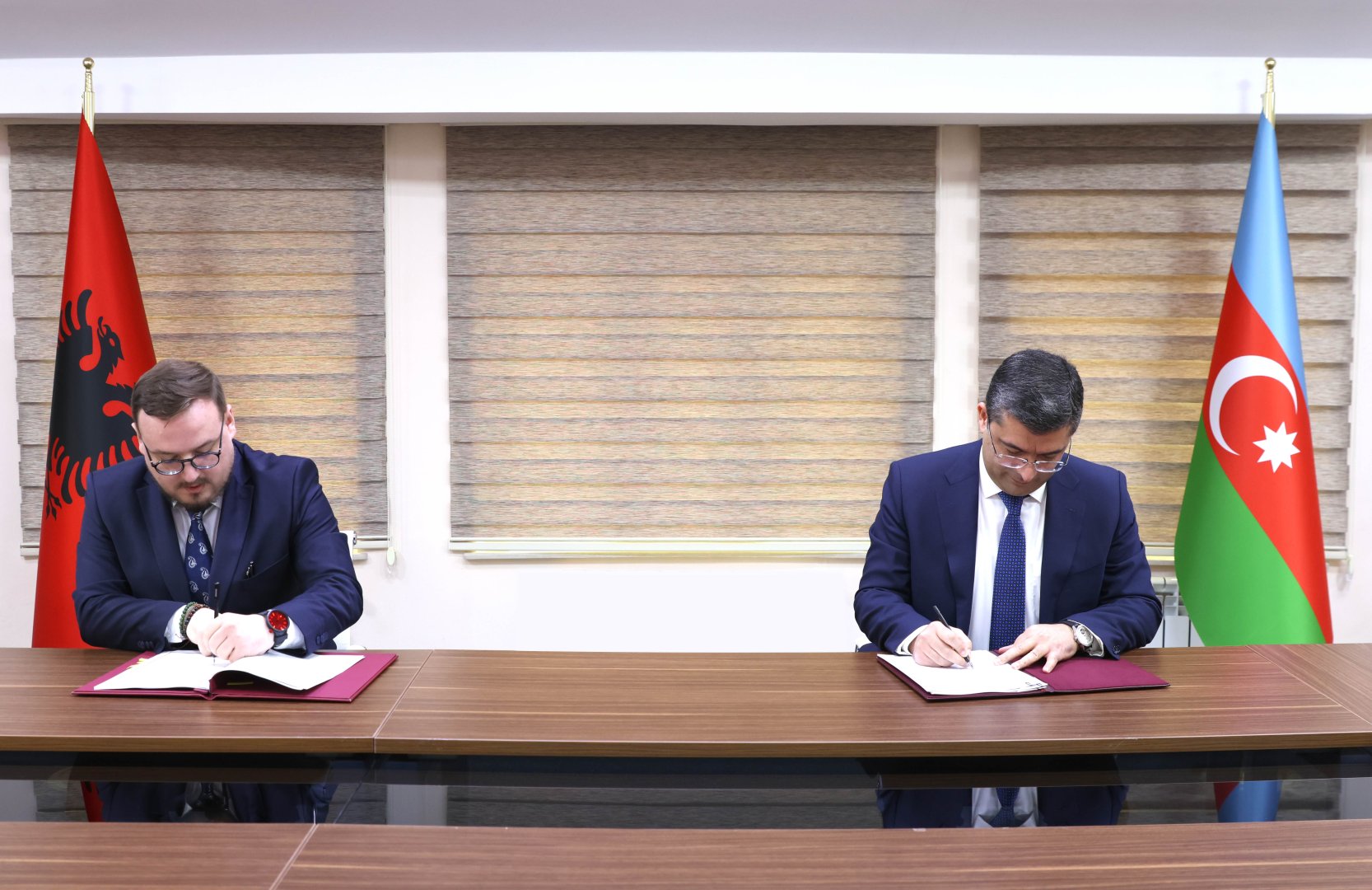 Azərbaycan və Albaniya arasında media sahəsində Anlaşma Memorandumu imzalanıb (FOTO)