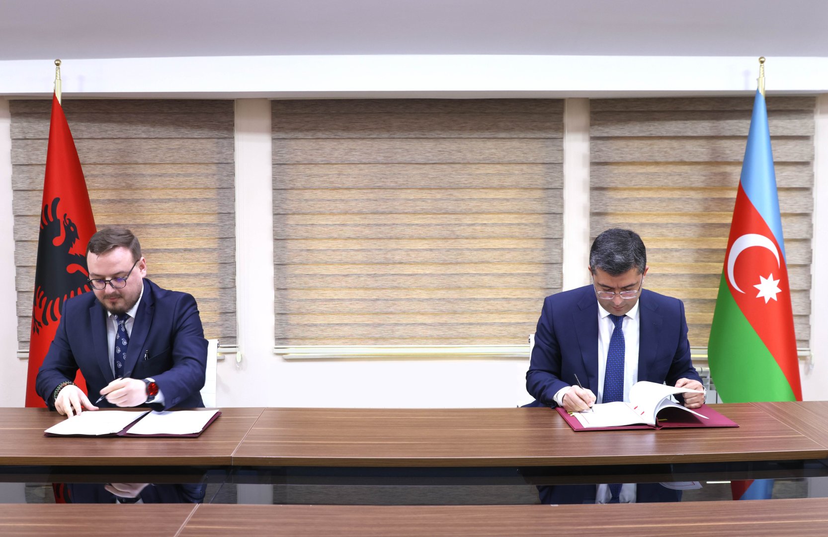 Azərbaycan və Albaniya arasında media sahəsində Anlaşma Memorandumu imzalanıb (FOTO)