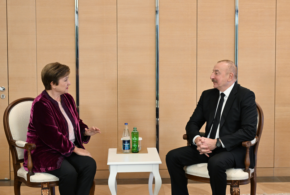 Prezident İlham Əliyev Beynəlxalq Valyuta Fondunun sərəncamçı direktoru ilə görüşüb (FOTO/VİDEO) (YENİLƏNİB)