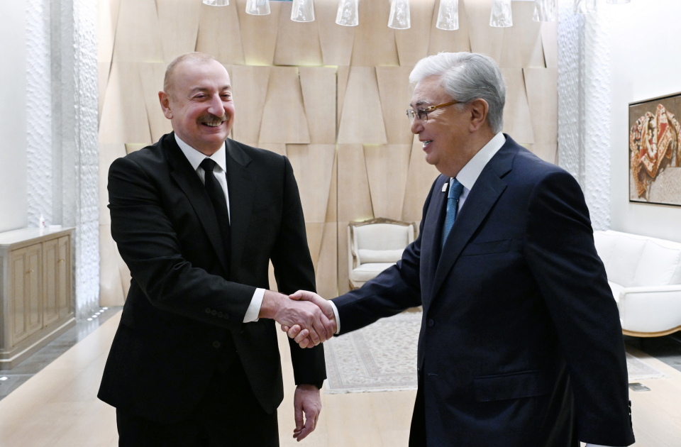 Bakıda Prezident İlham Əliyevin, Prezident Kasım-Jomart Tokayevin və Prezident Şavkat Mirziyoyevin üçtərəfli görüşü olub (FOTO/VİDEO) (YENİLƏNİB-2)
