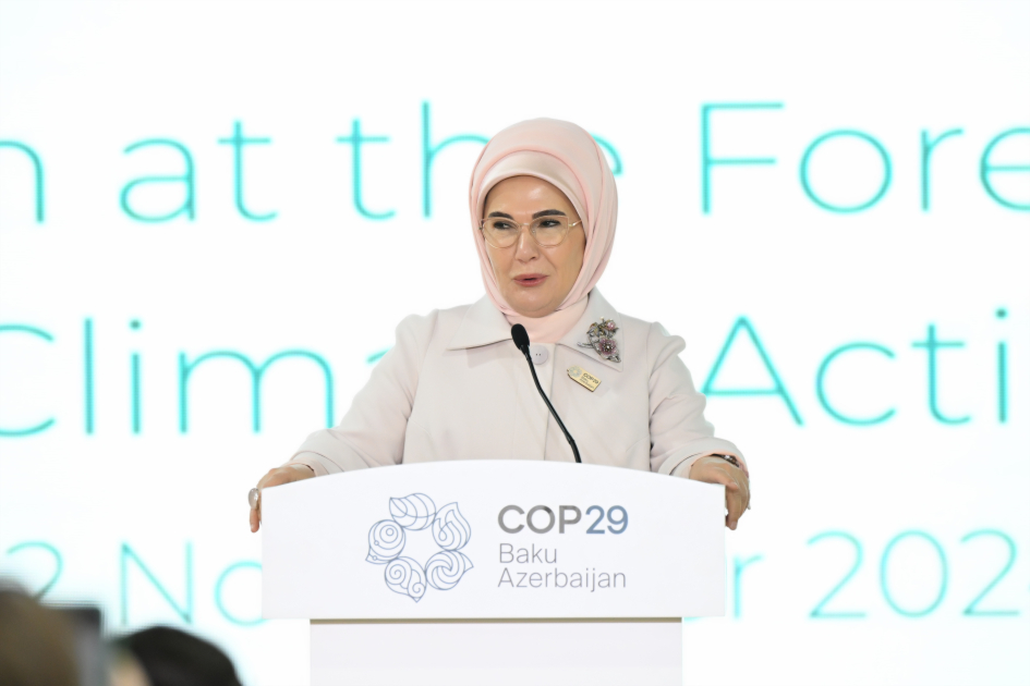 COP29-da Birinci xanımların iştirakı ilə “Gənclər iqlim fəaliyyətlərinin ön cəbhəsində” mövzusunda konfrans keçirilib (FOTO)