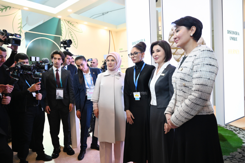 COP29-da Birinci xanımların iştirakı ilə “Gənclər iqlim fəaliyyətlərinin ön cəbhəsində” mövzusunda konfrans keçirilib (FOTO)